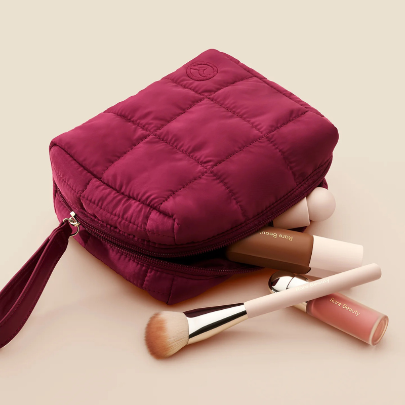 Puffy Essentials Pouch | Rare Beauty