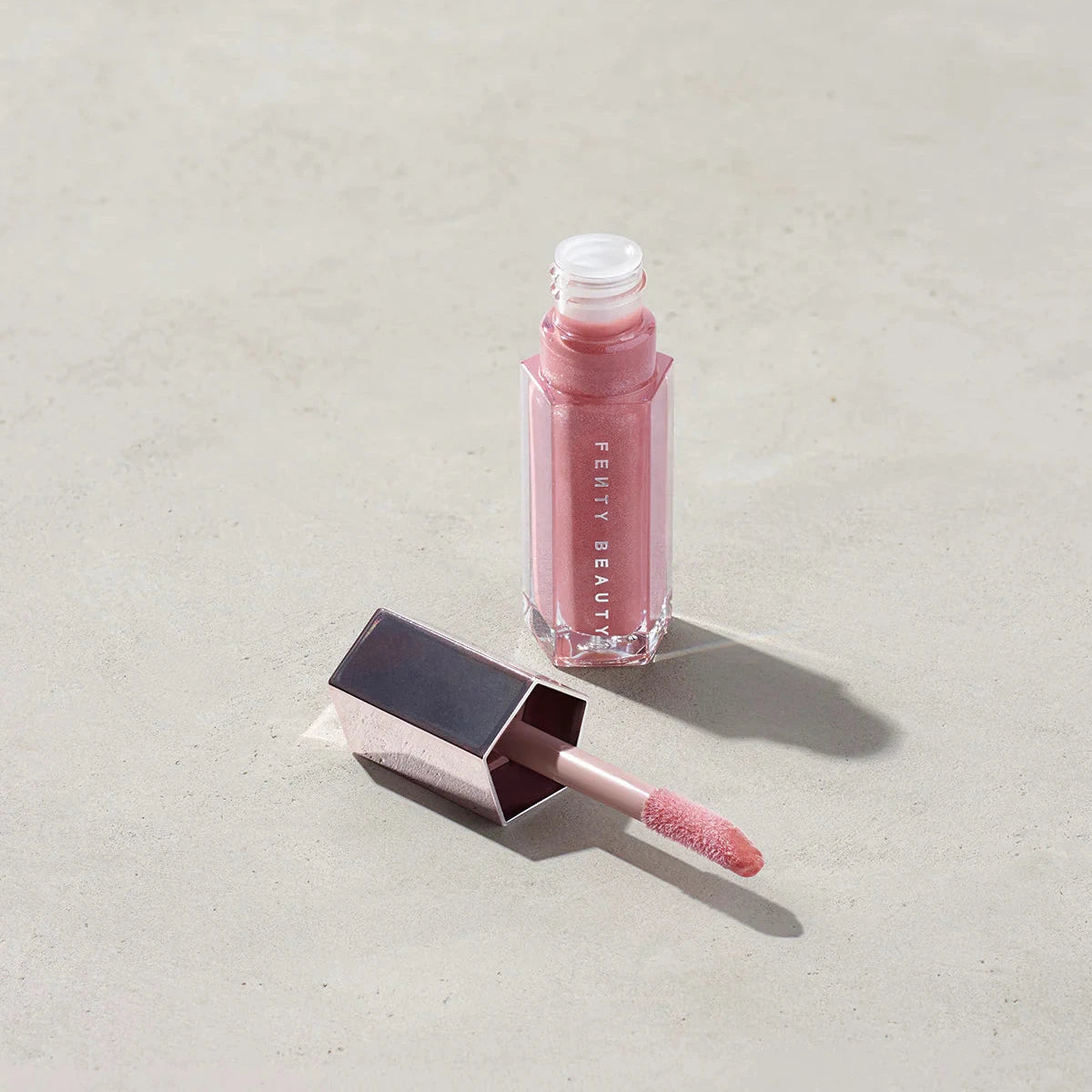 Gloss Bomb Universal Lip Luminizer Fu$$y | Fenty Beauty