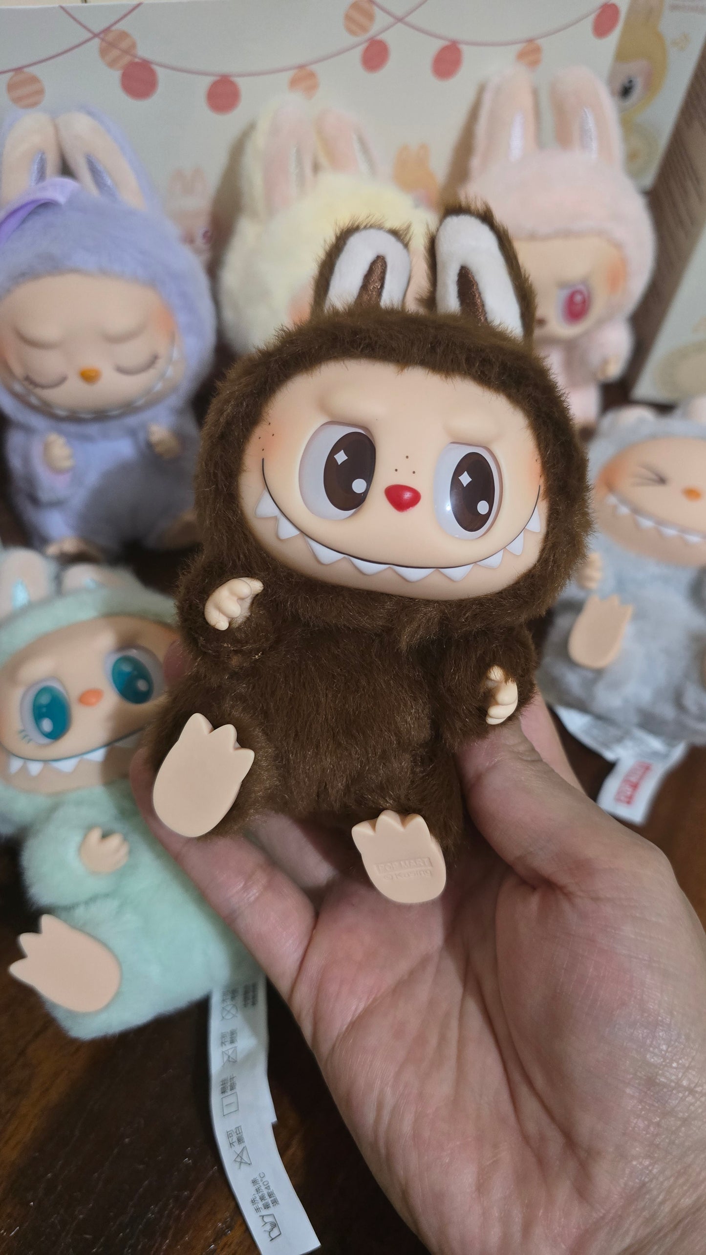 THE MONSTERS - Have a Seat Vinyl Plush Blind Box